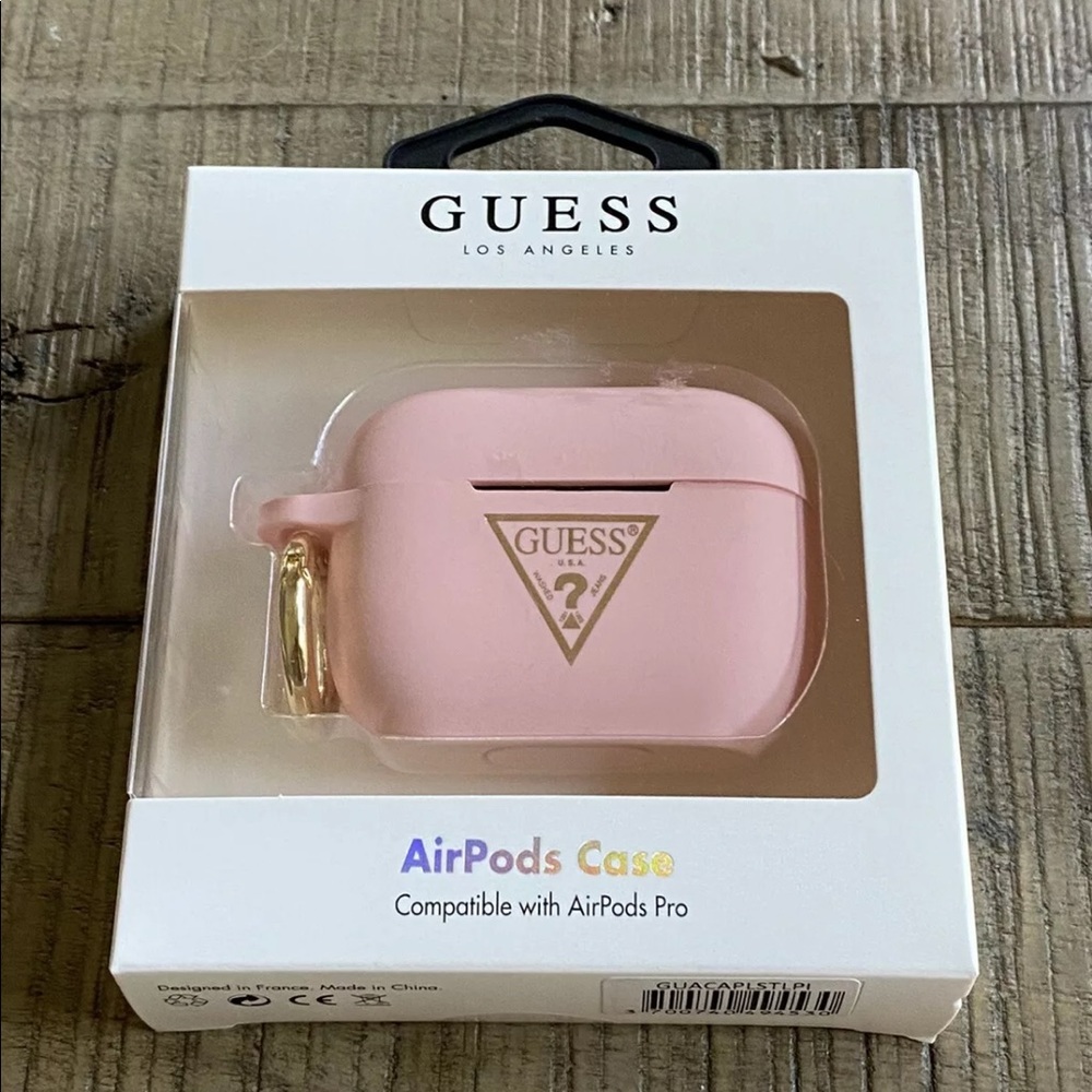 AirPods Pro case.